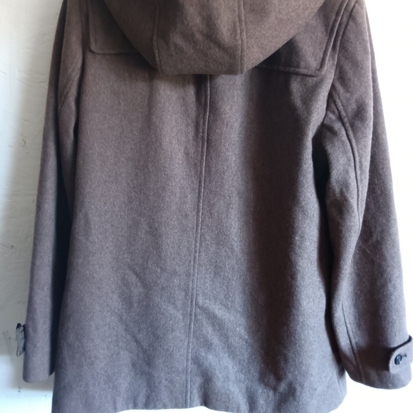 CLEARANCE SALE!! Vintage Esprit 100% Wool Brown Pea Coat with Toggle Details - Picture 6 of 13